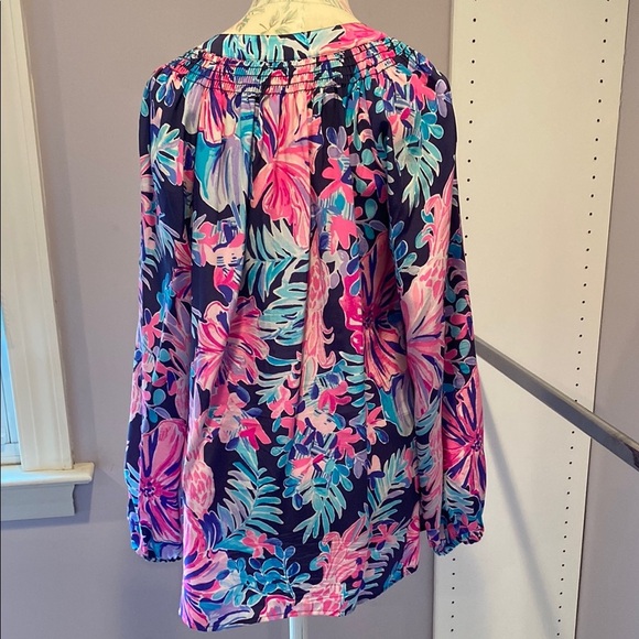 Lilly Pulitzer Elsa Silk toPink and Blue Long Sleeve Blouse - Picture 8 of 11